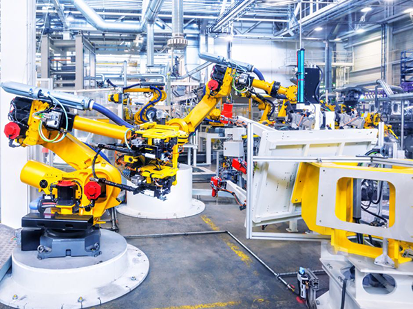 Fig. 1: Many castings are integrated in modern industrial robots.  (Image: Fotolia / Nataliya Hora) (c) Image: Fotolia / Nataliya Hora